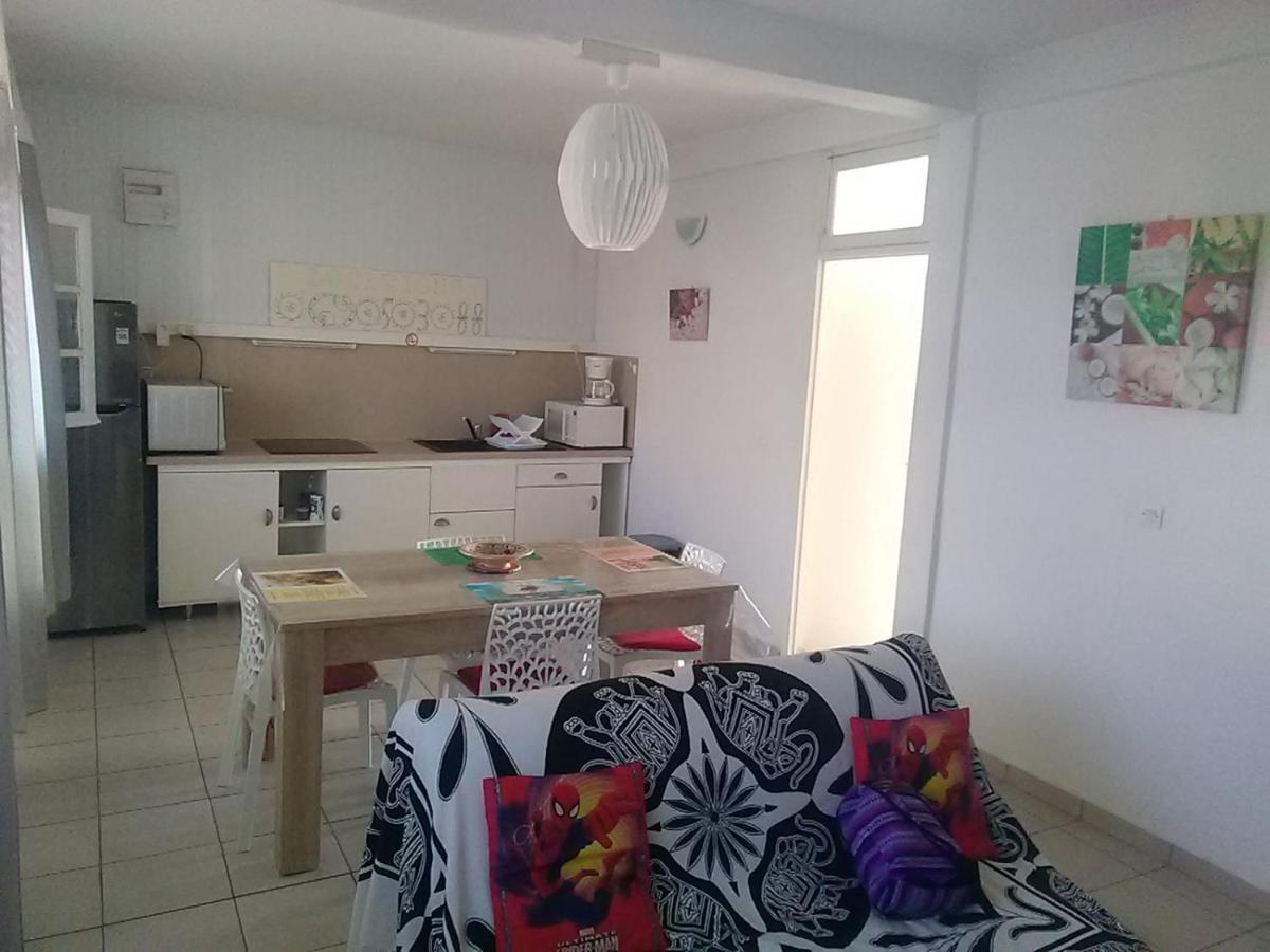 Au Coeur De Saint Francois Apartman Kültér fotó